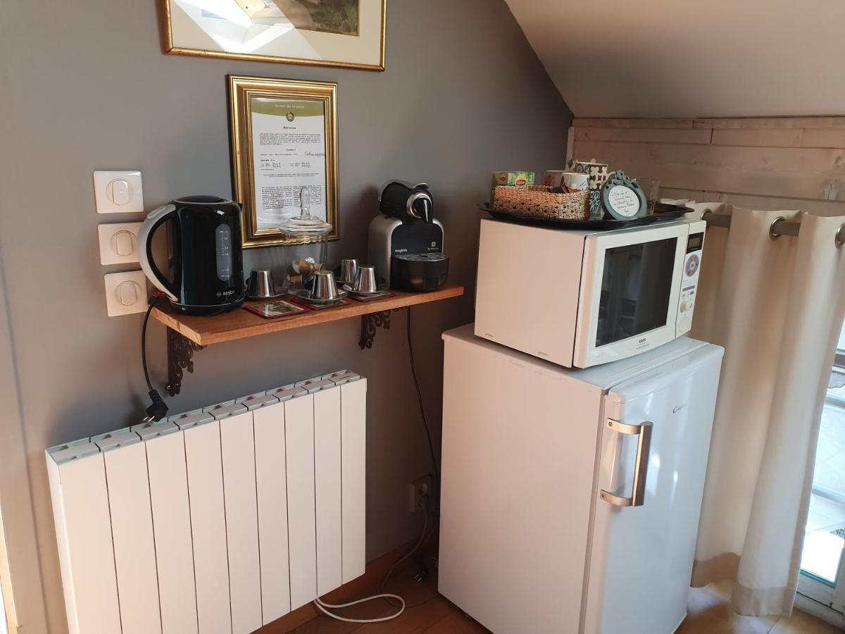 Les Glycines Bed & Breakfast Ury Exterior foto