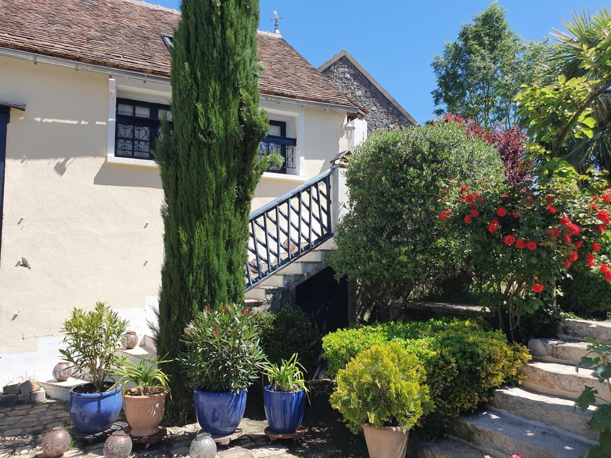 Les Glycines Bed & Breakfast Ury Exterior foto