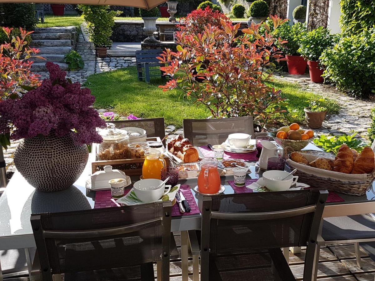 Les Glycines Bed & Breakfast Ury Exterior foto