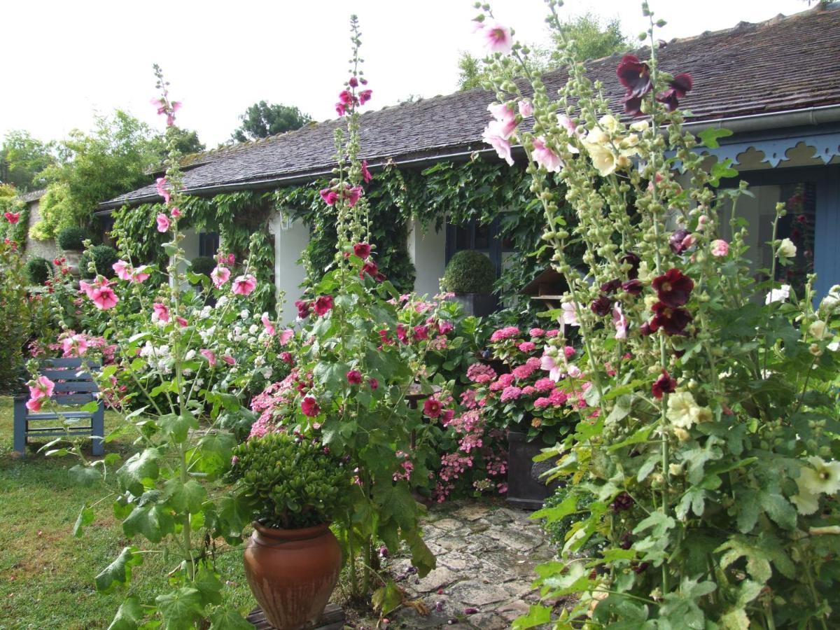 Les Glycines Bed & Breakfast Ury Exterior foto