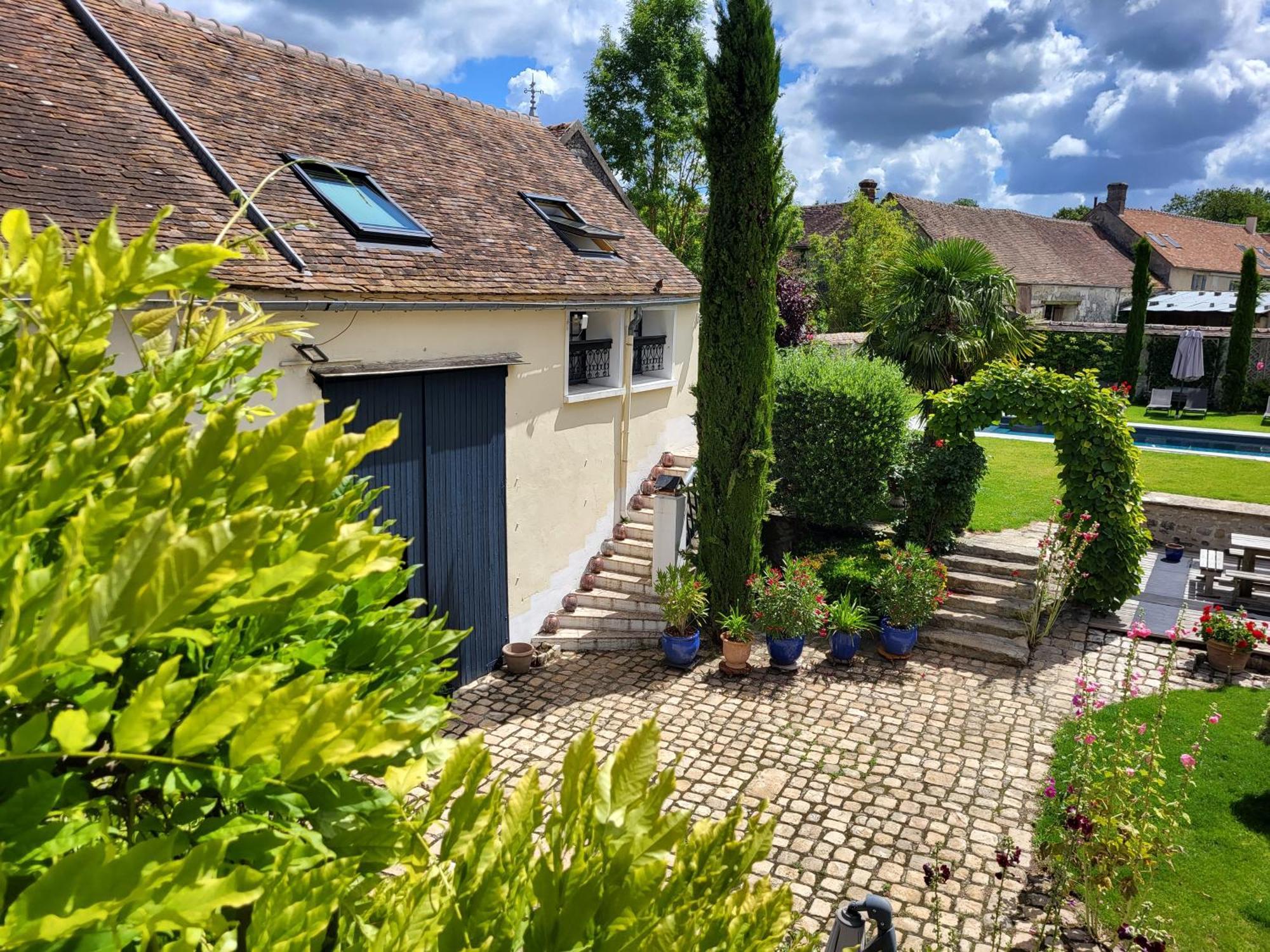 Les Glycines Bed & Breakfast Ury Exterior foto
